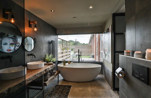 Garrelsweer Casa | Luxury industrial loft