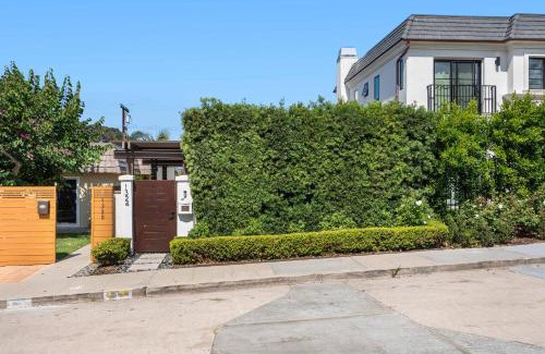 Village of La Jolla Casa | Luxury La Jolla Home with Jacuzzi