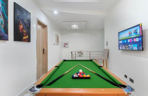 Ofin Apartamento | Luxury Lagos Apartment with 3 Bedrooms