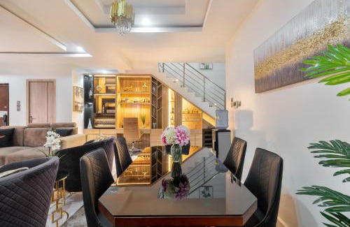 Ofin Apartamento | Luxury Lagos Apartment with 3 Bedrooms
