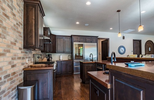 Montview Harbor Casa | Hermosa casa frente al mar en el lago Austin ¡Perfecto para niños y perros!