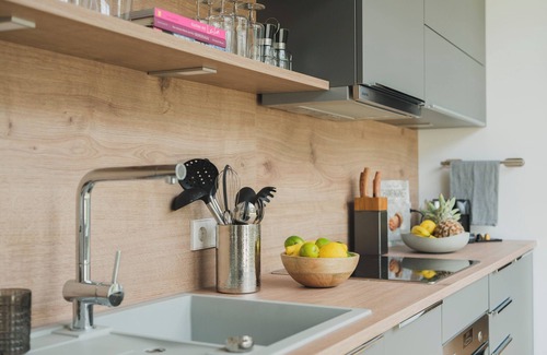 Bad Saarow Apartamento | Luxury Lakefront Apt Bad Saarow – Marina SeeFlair w/ Pool & Sauna