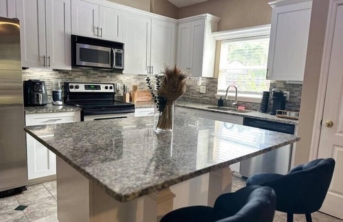 Orlando Casa | Luxury Lakefront Retreat Pool Home: Pool, Spa, BBQ, Arcade