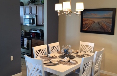 Braden River Condominio | INMACULADO CONDOMINIO DE LUJO LAKEVIEW - ¡LEA NUESTRAS REVISIONES ANTES DE ELEGIR!