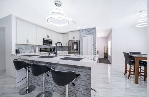 Crescent Lakes Casa | Luxury Lakeview Home Near Disney