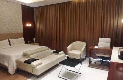 Bengaluru Apartamento | Luxury Leela Residence Studio, near Bangalore airport, manyatta tech park attached to Leela Hotel
