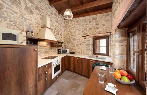 Choumeriakos Casa | Luxury Limnes Village House