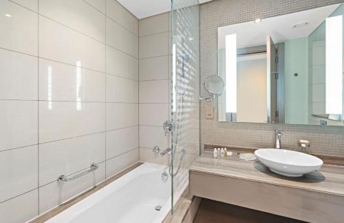 Business Bay Apartamento | Luxury Living 3BR High Rise with Burj Khalifa View