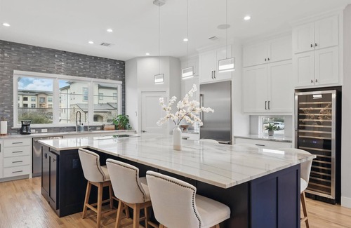Flower Mound Casa | Luxury Living at its Finest – 3BD/3.5BA (Sleeps 6)
