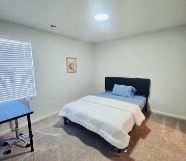 Winston - Salem Casa | Luxury Living! Peaceful,Comfort and Spacious