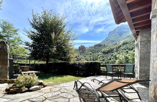 Campo de Caso Apartamento | Luxury LL apartment,FreeWifi,fireplace y terrace