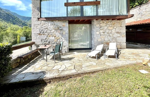 Campo de Caso Apartamento | Luxury LL apartment,FreeWifi,fireplace y terrace