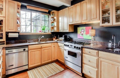 Hillsboro West End Casa | El lujo y la ubicación lo convierten en una estadía perfecta en nuestra moderna casa histórica.