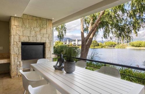 Cape Winelands Casa | Luxury Lodge 5F, Pearl Valley Golf Estate