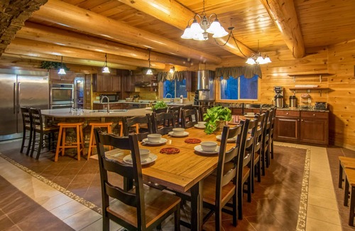 Gatlinburg - Pigeon Forge Cabina | INCREÍBLE PISCINA PRIVADA Y PIGEON FORGE CABIN RENTAL - Reuniones - Espacio para reuniones