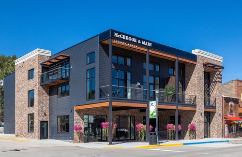 Hill City Apartamento | Luxury Loft 3 on Main Street