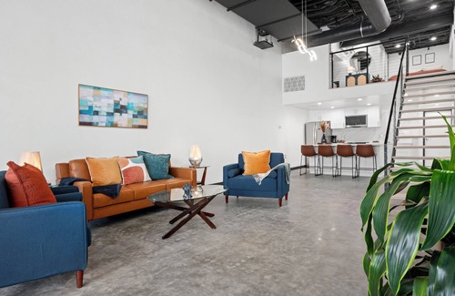 Cortez Hill Apartamento | LUXURY Loft- Across the street from Balboa Park & Zoo, Little Italy & Petco Park