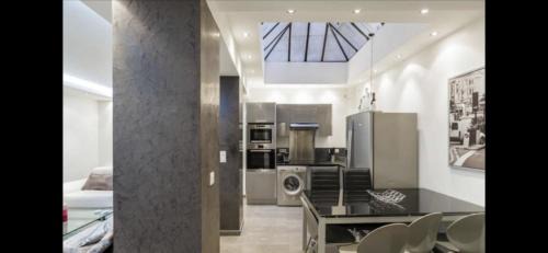 La Celle-sous-Gouzon Apartamento | Luxury Loft Design Amazing en Plein coeur de Paris