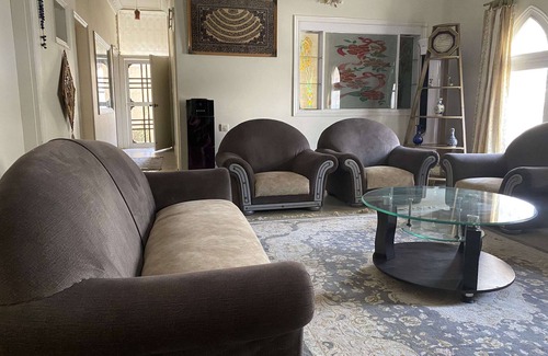 Gulshan-e-Iqbal Casa | Luxury Loft Haven