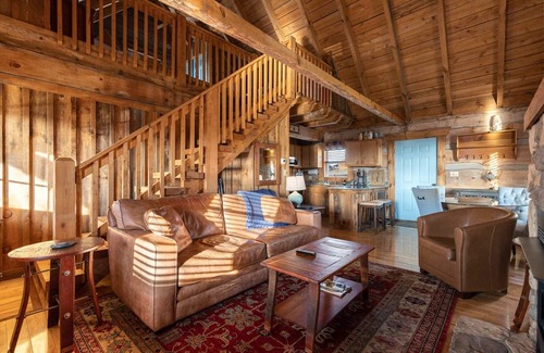 Vesta Cabina | Luxury Log Cabin|Copper Tub|Starry Skies|Gas Logs