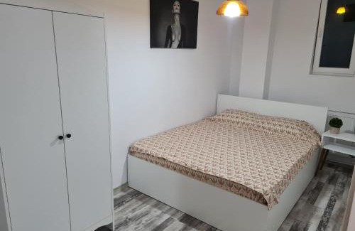 Bacau Apartamento | Luxury Mall First apartments