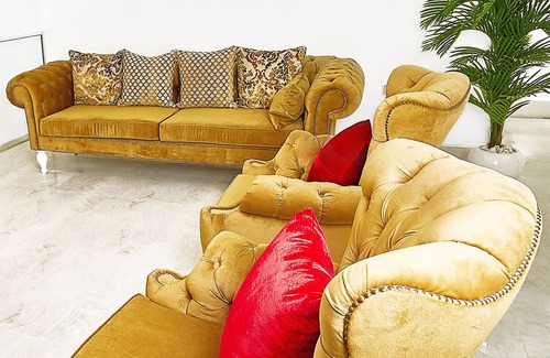 Ofin Casa | Luxury Mansion Shortlet w/cinema & game room