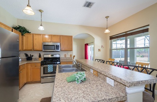 Crescent Lakes Casa | Luxury Meets Adventure: 2025 Florida Escapes!
