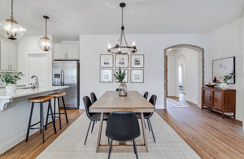 Fort Worth Casa | Luxury Meets Comfort: Your Dream Stay Awaits!
