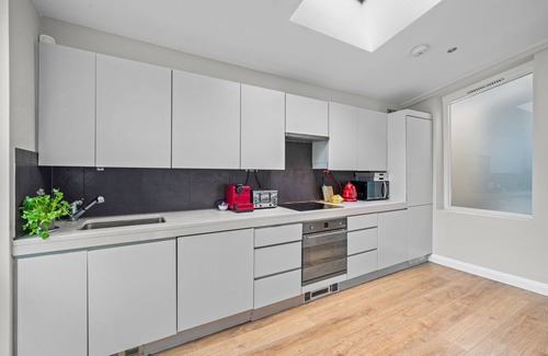Shepherd's Bush Casa | Luxury Mews House in Great Location