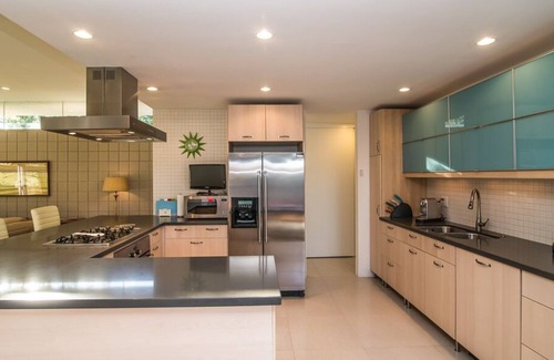 Palm Desert Condominio | Lujoso mediados de siglo moderna