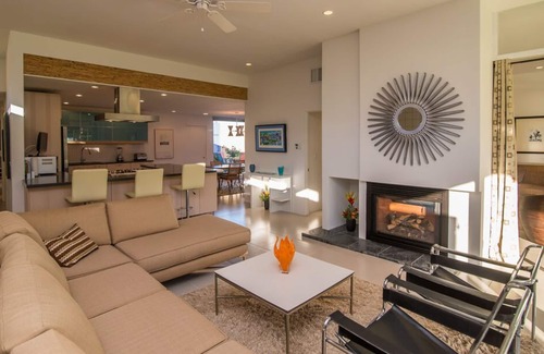 Palm Desert Condominio | Lujoso mediados de siglo moderna