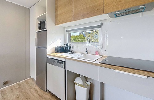 Jullouville-les-Pins Casa | Casa móvil con piscina y playa cercana, 4 personas, 2 habitaciones, 2 baños