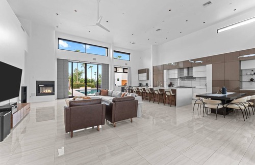 Shea North Estates Casa | Luxury Modern Estate – Private Resort with Pool & Spa