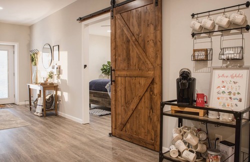 Barnardsville Casa | Luxury Modern Farmhouse Private Hiking & Creek area close to Asheville