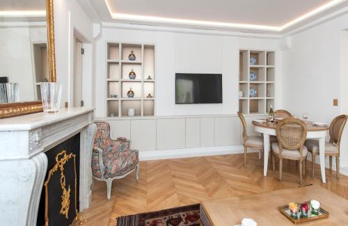 Champs-Elysees Apartamento | Luxury Montaigne apartment