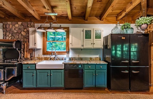 Seymour Cabina | Luxury Mountain Cabin Getaway