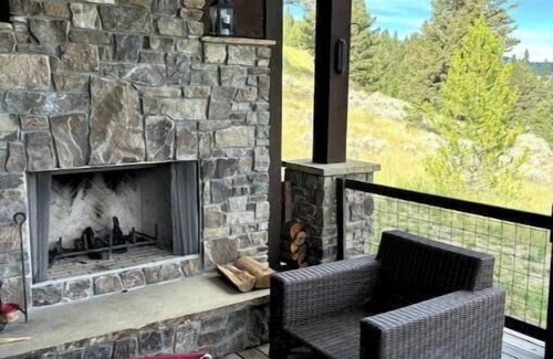 Spanish Peaks Casa | Luxury Mountain Cabin