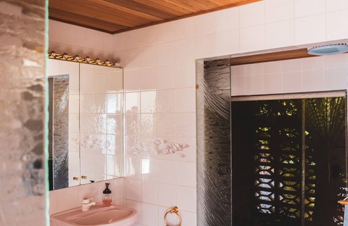 Kalorama Casa | Luxury mountain retreat - pool, spa, sauna