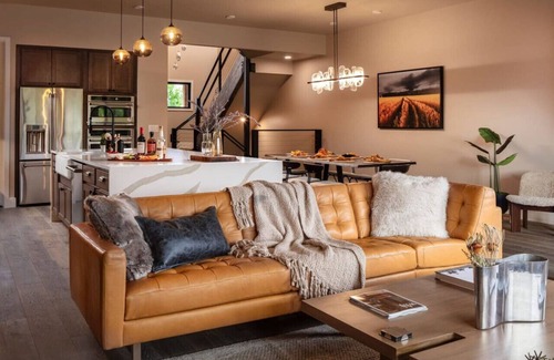 Bozeman Casa | Luxury Mountain Views Downtown Bozeman