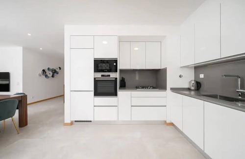 Lagos Condominio | Luxury new 2 bedrooms apartment with parking.