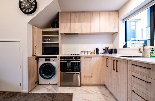Addington Apartamento | *Luxury New 3 Bedroom, 2 Bathroom APT in CBD/ Hagley Park/Hospital. Sleep 6*