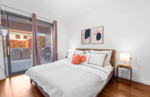 Spadici Apartamento | Luxury NEW apartment with private garden near the beach!