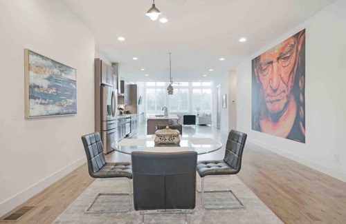 Berry Hill Casa | Luxury New Build / Near Broadway!