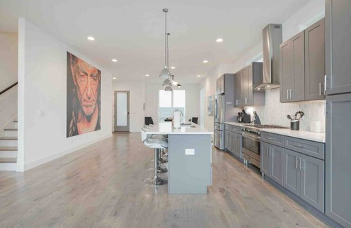 Berry Hill Casa | Luxury New Build / Near Broadway!