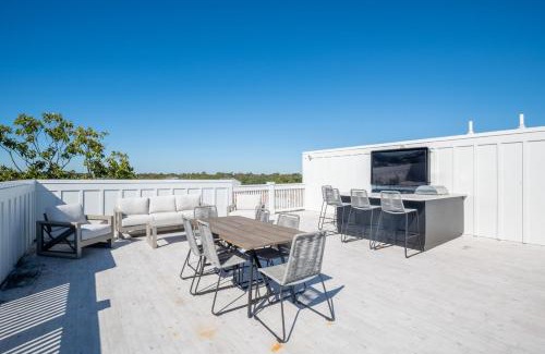 North Carolina Coast Casa | Luxury New Build with Oceanview - Grow With The Flow