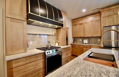Gastonia Cabaña | Luxury New Construction Cottage w/stone fireplace, office & covered deck
