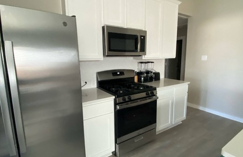 Barker Casa | Luxury New Property in Quiet Neighborhood-Also offer Car Rental THTCars.com