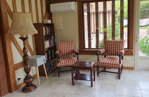 Clarbec Casa | Luxury norman house 20 min from the beach, private pool/tennis/basketball/piano!
