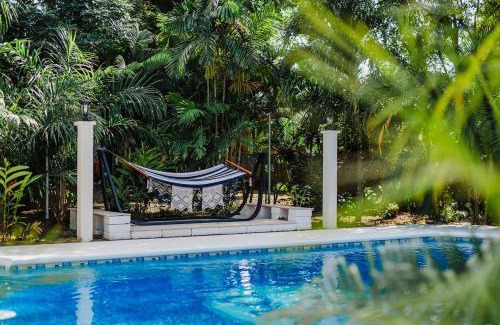 Managua Casa | Luxury Oasis in Las Colinas- Elegant 3-Bedroom Villa