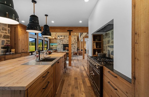 Livingston Casa | Luxury Oasis Near Yellowstone, Spacious 4-Bedroom Home, pond, Guest House